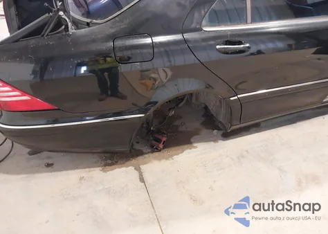 2006 Mercedes-Benz S 430 4Matic z USA, uszkodzony, nr VIN WDBNG83JX6A462023